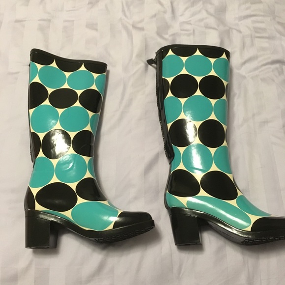Kate Spade Rain Boots - Picture 3 of 8